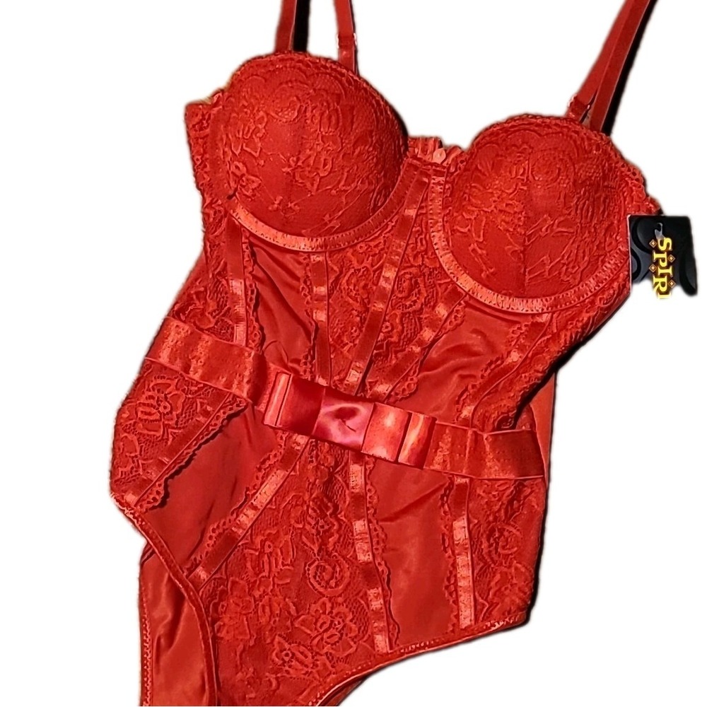 Spirit‎ Halloween Red Lace Corset Bodysuit Underwire Bow Detail Small NWT